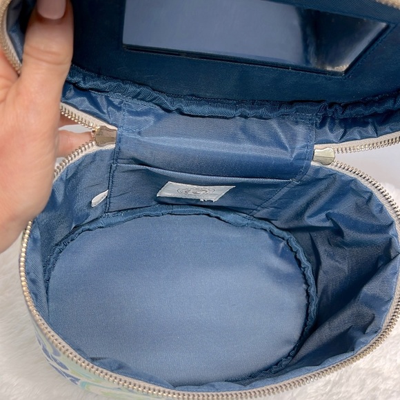 Spartina 449 Oval Train Case in Ocean Wind NWOT - Picture 6 of 10